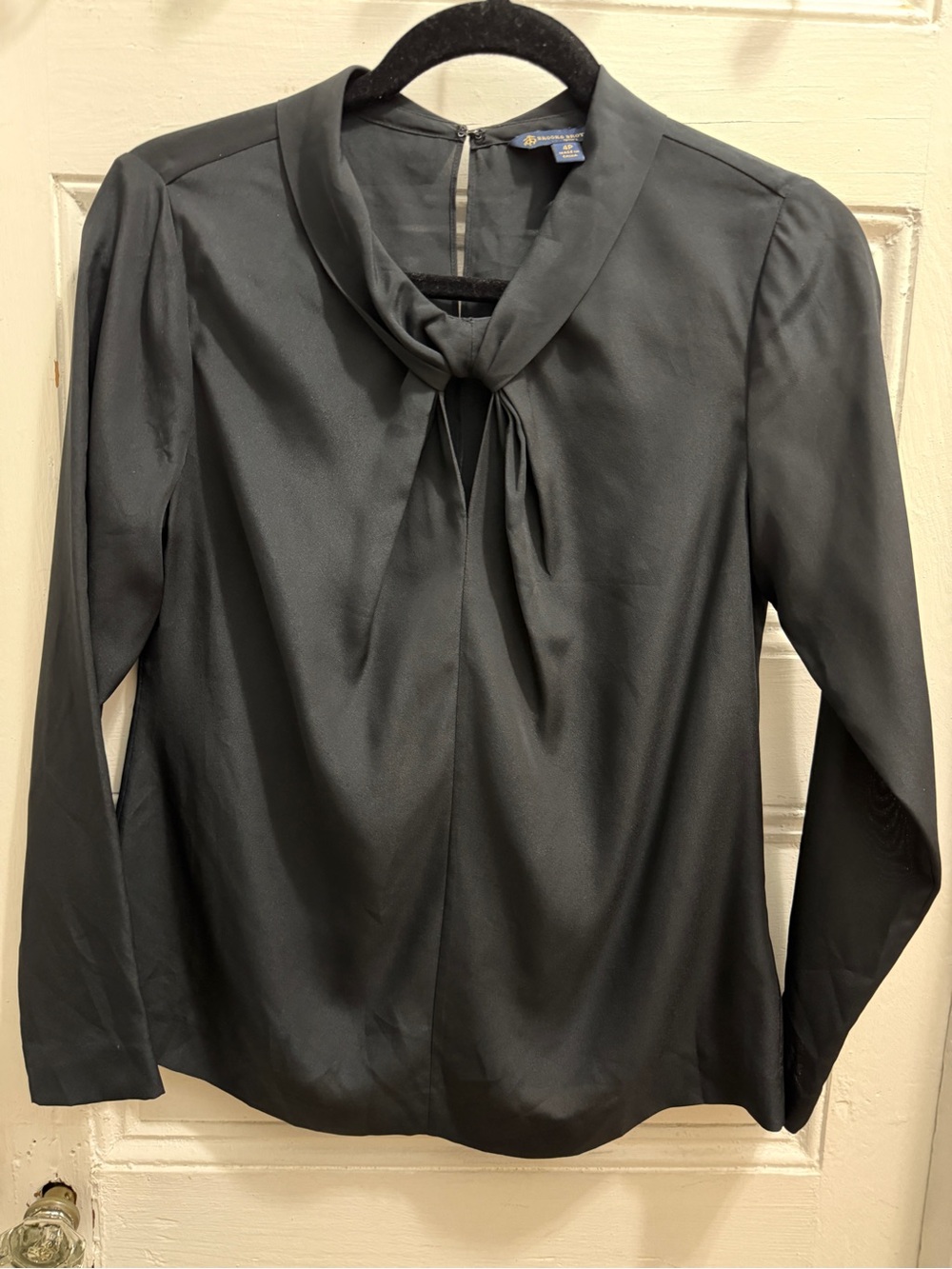 Brooks Brothers Black Satin Twist
Neck Blouse Top Size 4P Petite